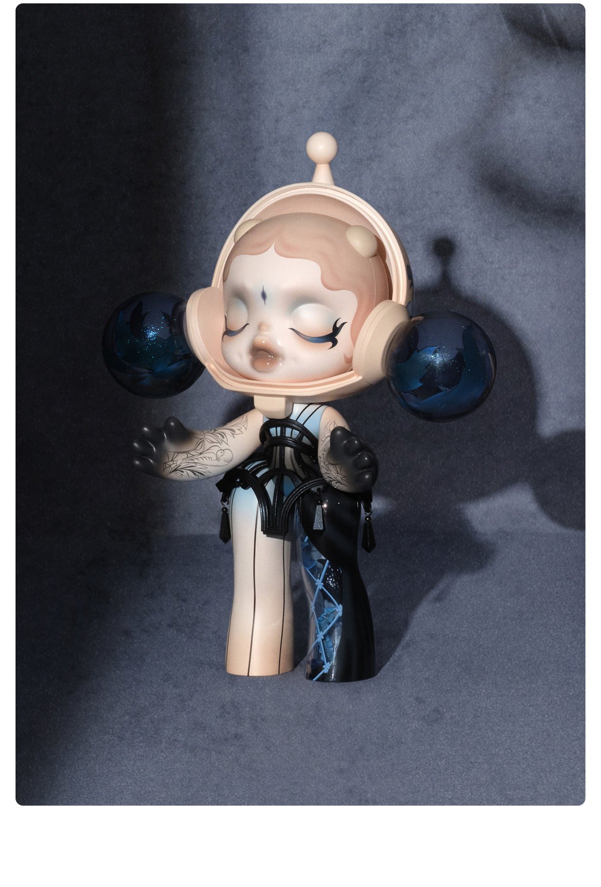 MEGA α SKULLPANDA 400% Guo Pei-Alternate Universe | POP MART