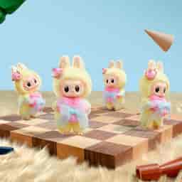 THE MONSTERS Let's Checkmate ぬいぐるみペンダント | ポップマート