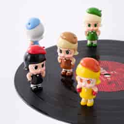 Angry Molly Mini Figure Set - Long Play 9 | ポップマート
