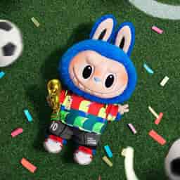 THE MONSTERS × FIFA SERIES-Catch the Win Vinyl Plush Doll | POP