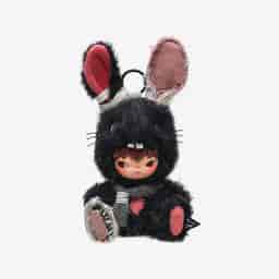 Hirono Little Hare ぬいぐるみペンダント | ポップマート