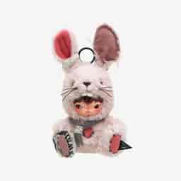 Hirono Little Hare ぬいぐるみペンダント | ポップマート