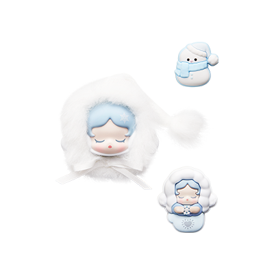 SKULLPANDA Fuzzy Snowman