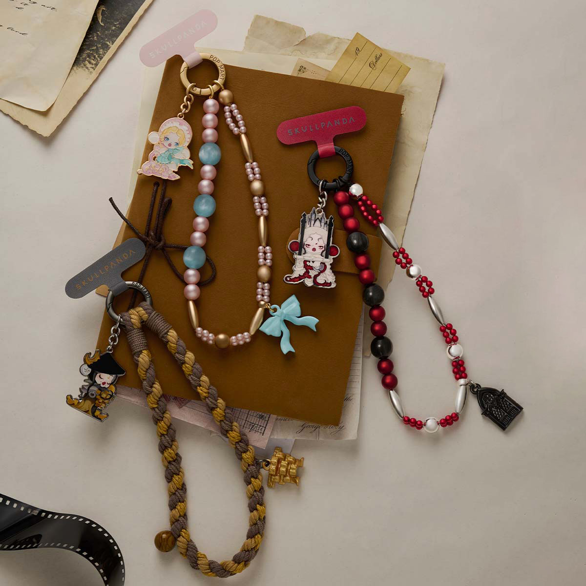 golden child FUTURE AND PAST グッズ SKULLPANDA WHERE TIME DWELLS Series Phone Lanyard | POP MART