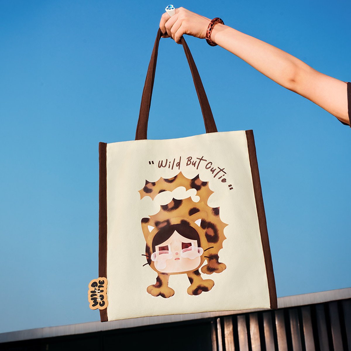 CRYBABY Wild but Cutie ショルダーバッグ | ポップマート