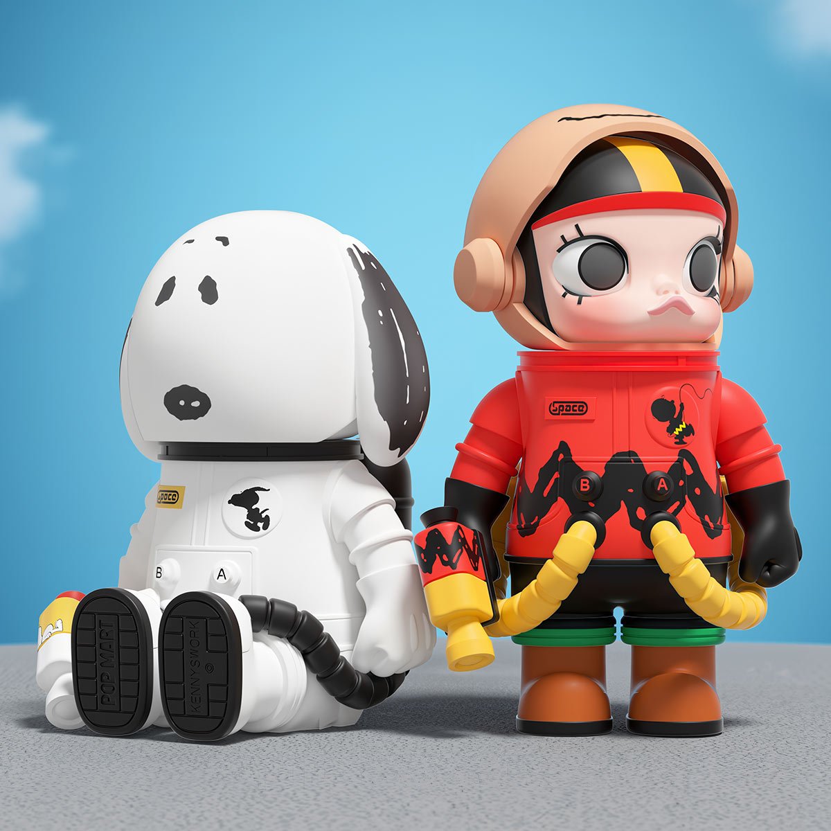 MEGA SPACE MOLLY 100% Charlie Brown & Snoopy | POP MART (Japan)