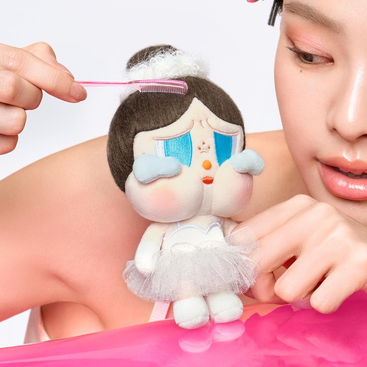 CRYBABY SHINY SHINY シリーズぬいぐるみペンダント | POP MART (Japan)