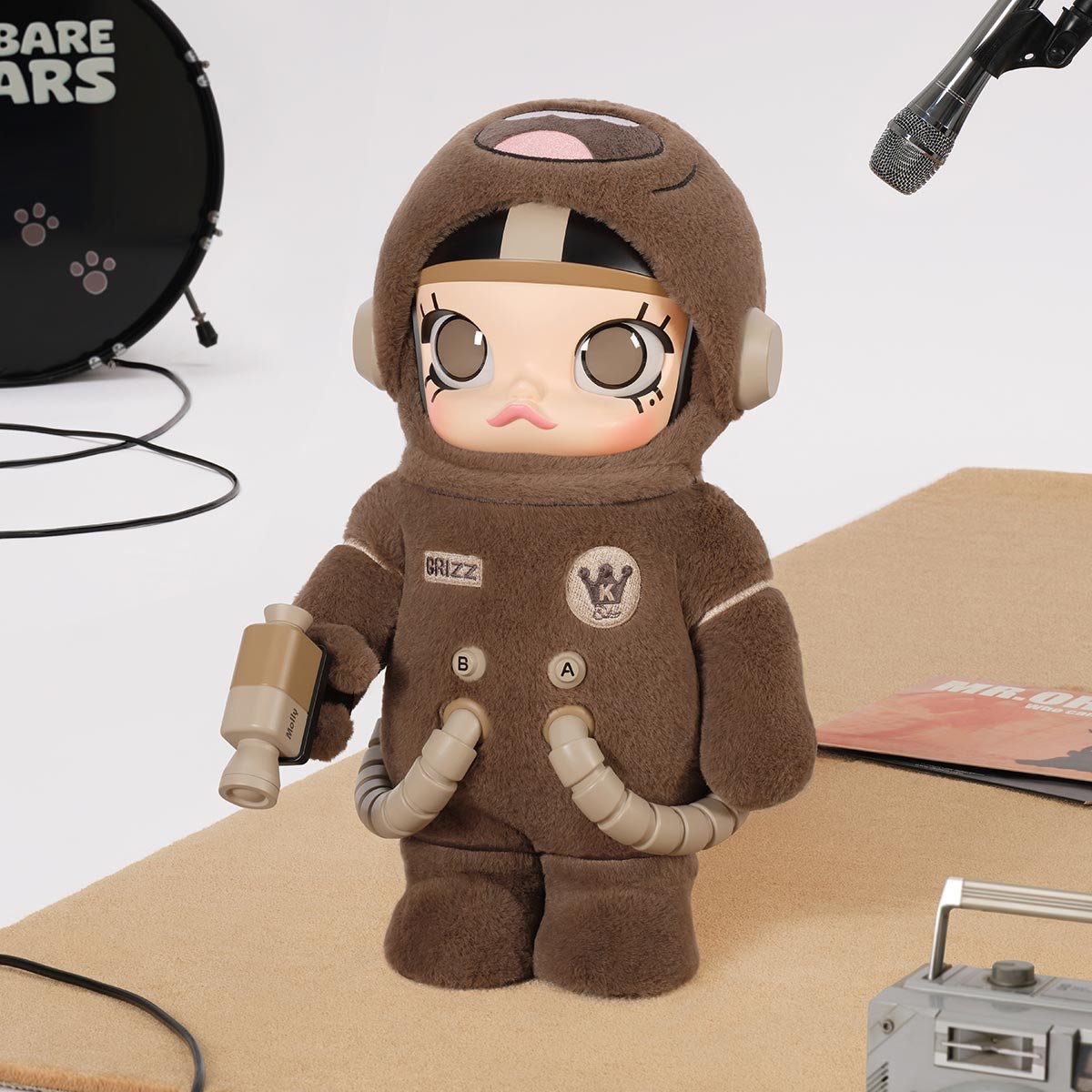 MEGA SPACE MOLLY 400% WE BARE BEARS | POP MART (Australia)