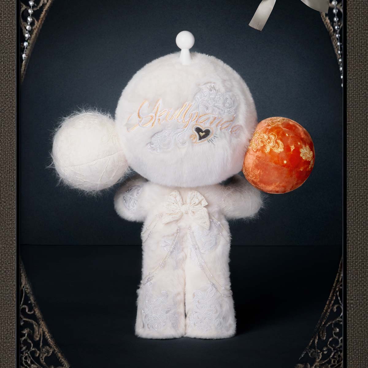 MEGA α SKULLPANDA 400% White Moon | POP MART (Singapore)