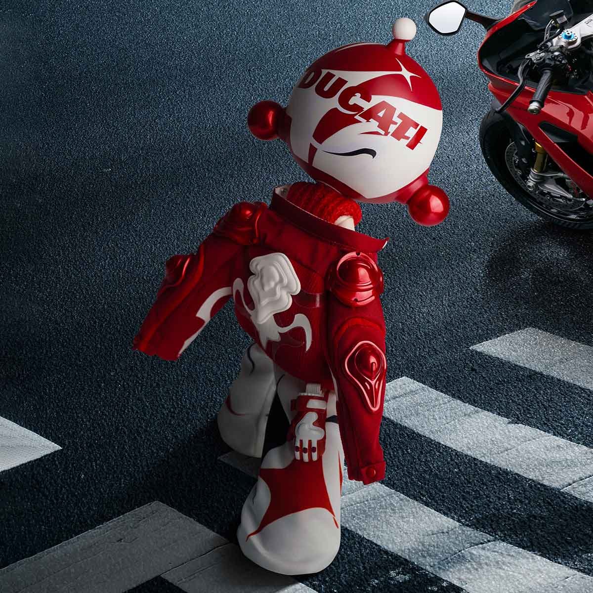 SKULLPANDA × DUCATI 1/6 アクションフィギュア | ポップマート