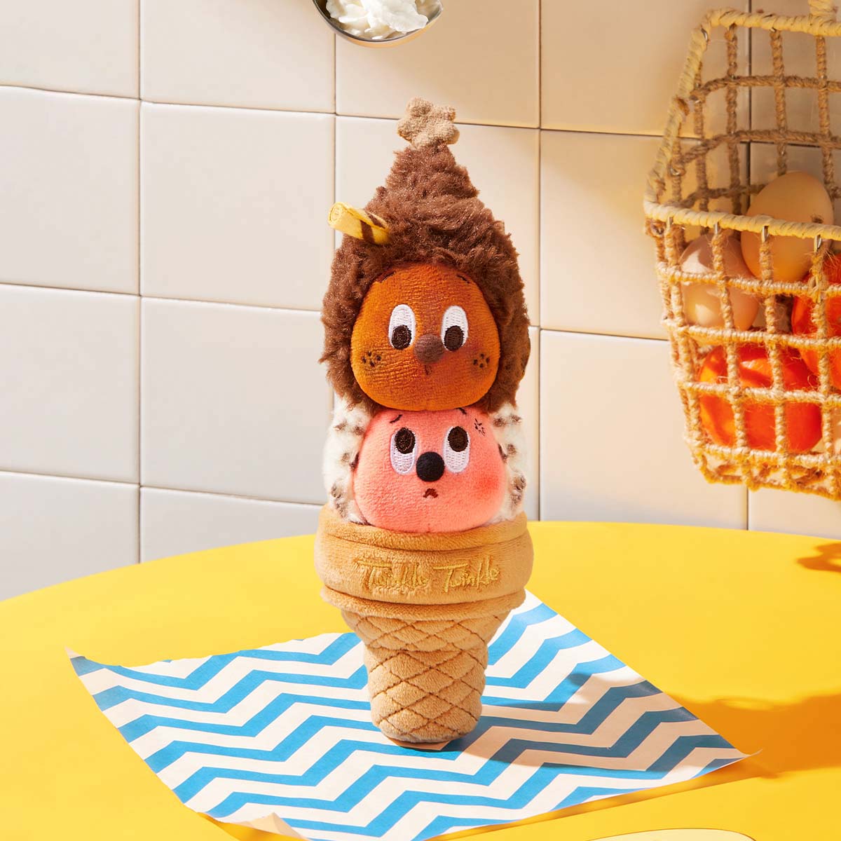 MOON GELATO Series-Gelato Pendant | POP MART (Singapore)